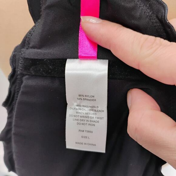 BETSEY JOHNSON Sexy POP Art BY THE POOL Retro Faces BIKINI Swimsuit L - Picture 2 of 14